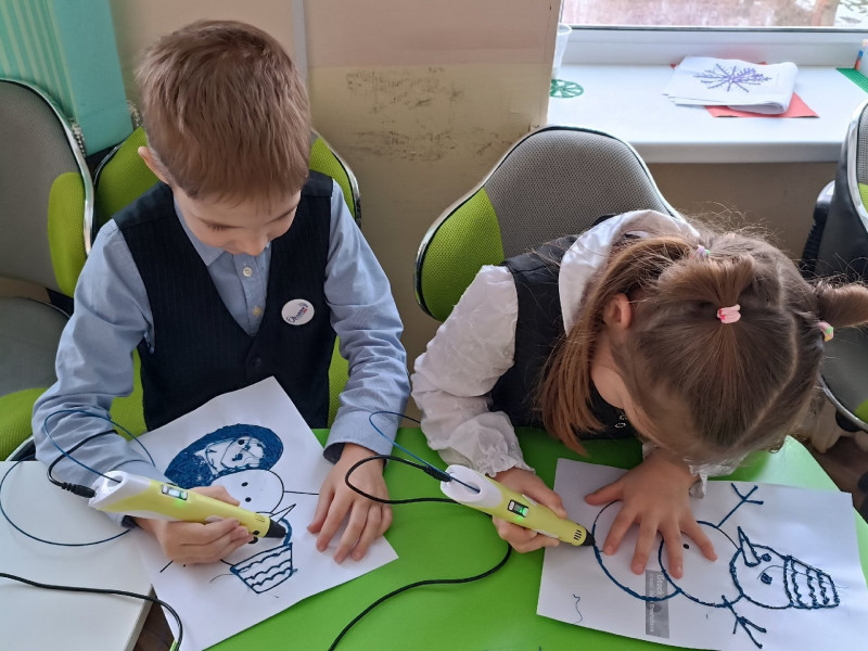 СИМВОЛ ЗИМЫ - СНЕГОВИК.